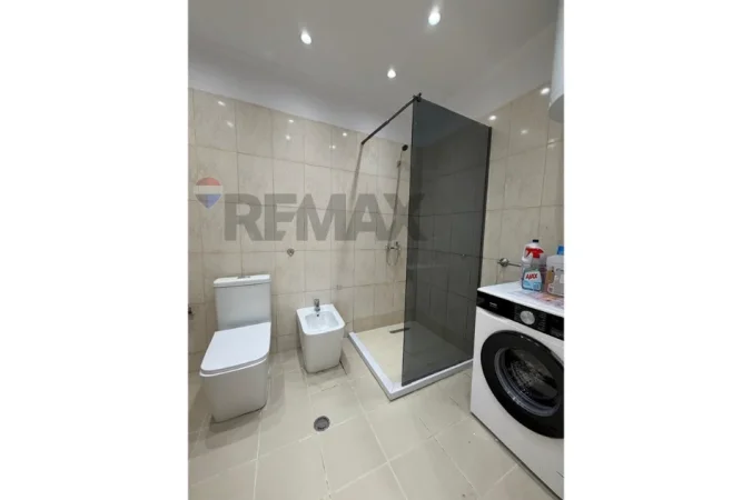 Tirane, shitet apartament 2+1 , 114 m²  (Yzberisht)