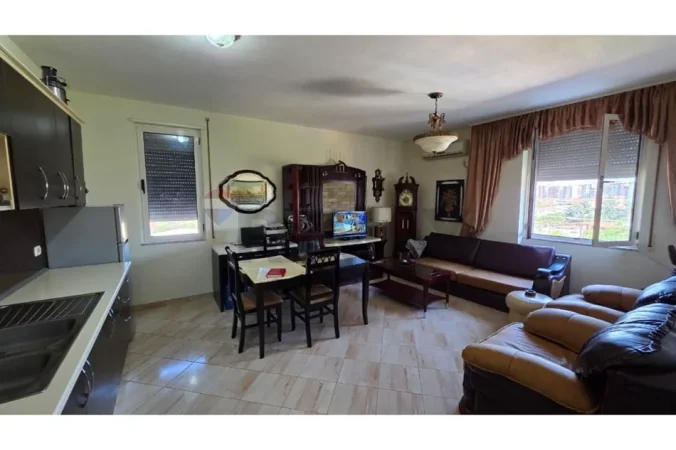 Tirane, shitet apartament 2+1 Misto Mame, kmy