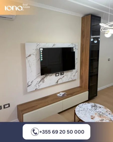 Shkembi Kavajes, shitet apartament 1+1 Kati 2, 64 m² 125.000 € (50 m larg nga deti)