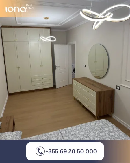Shkembi Kavajes, shitet apartament 1+1 Kati 2, 64 m² 125.000 € (50 m larg nga deti)