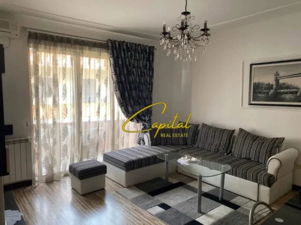 Tirane, jepet me qera apartament 2+1 Kati 3, 85 m² 600 € (LIQENI I THATE)