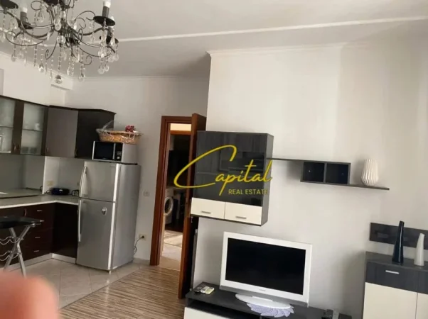 Tirane, jepet me qera apartament 2+1 Kati 3, 85 m² 600 € (LIQENI I THATE)