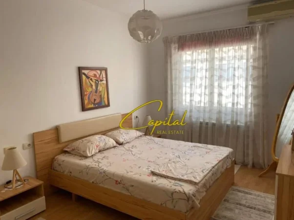 Tirane, jepet me qera apartament 2+1 Kati 3, 85 m² 600 € (LIQENI I THATE)