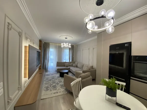Tirane, jap me qera apartament 1+1 Kati 5, 70 m² 690 € (21 Dhjetori)
