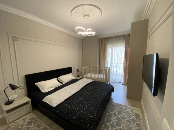 Tirane, jap me qera apartament 1+1 Kati 5, 70 m² 690 € (21 Dhjetori)