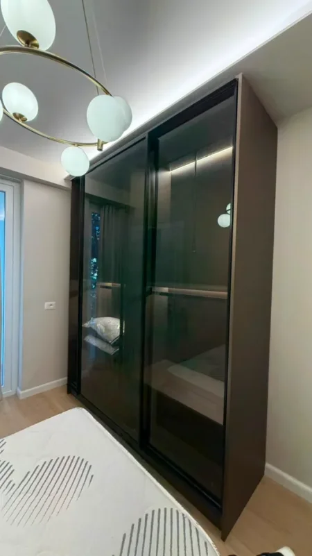 Tirane, jepet me qera apartament 1+1+Ballkon , 500 € (Materniteti i Ri)