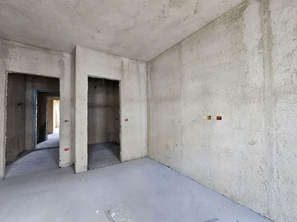 Tirane, shitet apartament 2+1+Ballkon Kati 6, 94 m² 125.000 € (Univers City)