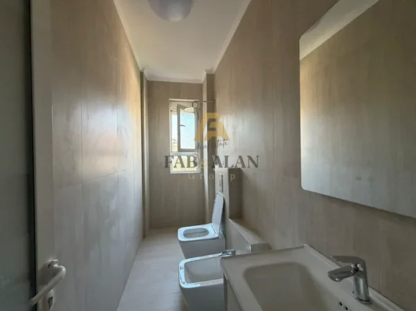 Tirane, shitet apartament 1+1 , 47 m² 108.000 € 