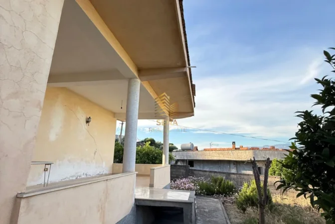 Tirane, shitet shtepi 3+1 Kati 1, 120 m² 130.000 € (Kashar)