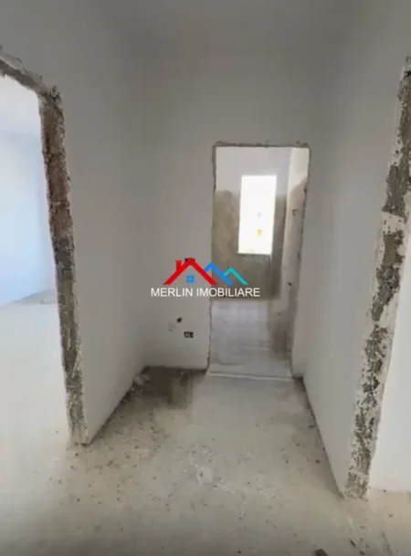 Tirane, shitet apartament 1+1+Ballkon Kati 1, 78 m² 67.500 € (RRUGA BAVARIA,KAMEZ)
