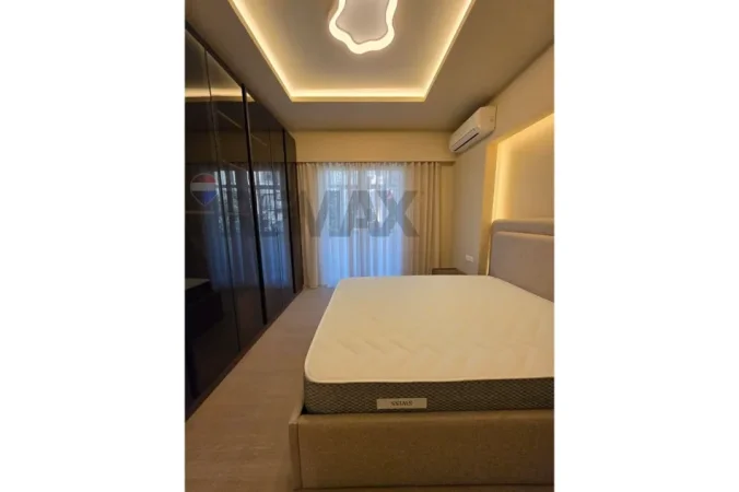 Tirane, jepet me qera apartament 2+1+Ballkon Kati 3, 110 m² 700 € (Brryli, Tiranë)