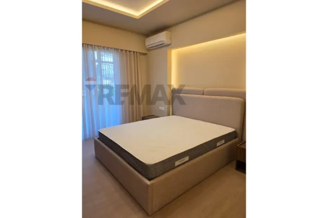 Tirane, jepet me qera apartament 2+1+Ballkon Kati 3, 110 m² 700 € (Brryli, Tiranë)
