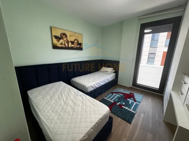 Tirane, jepet me qera 2+1 , 1.250 €