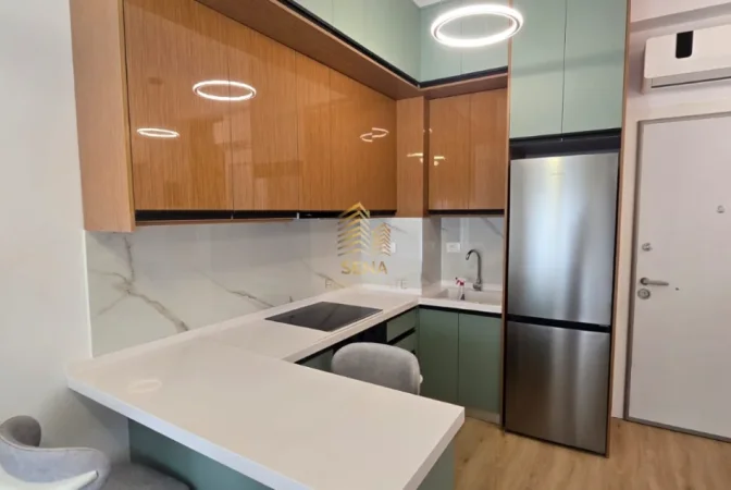 Tirane, jepet me qera apartament 1+1+Ballkon Kati 2, 50 m² 400 € (Ali Demi, Rezidenca Kadiu)
