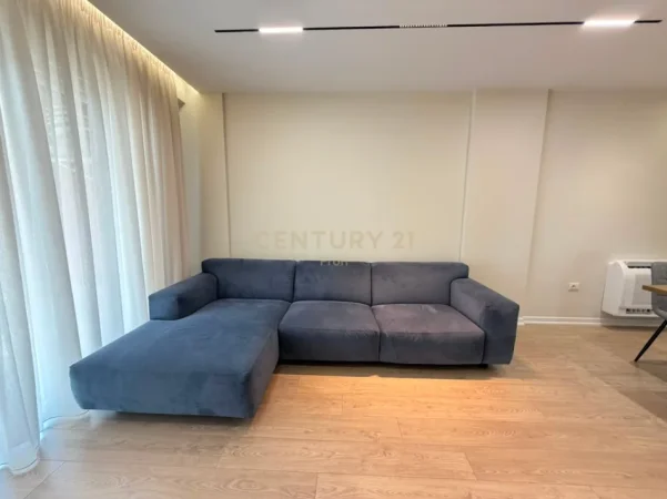 Tirane, jepet me qera apartament 2+1+Ballkon Kati 9, 100 m² 1.000 € 