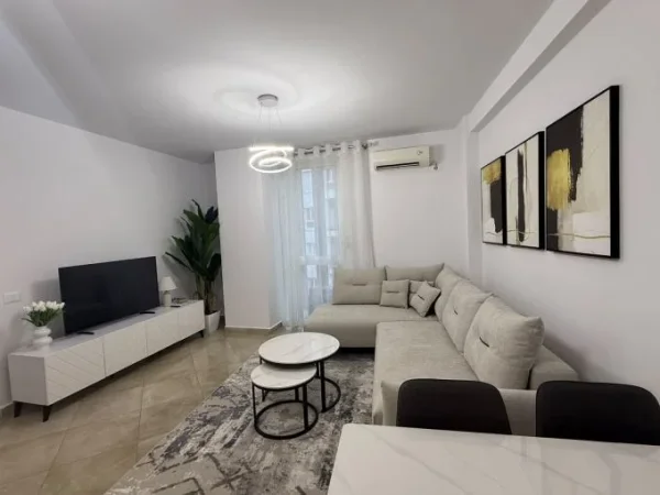 Tirane, jepet me qera apartament 2+1 Kati 3, 85 m² 800 € (rruga e barrikadave)