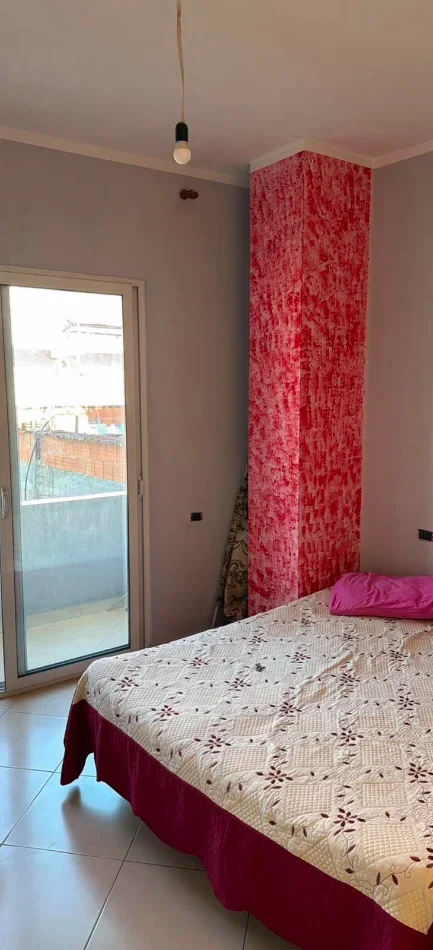 Tirane, jepet me qera apartament 3+1+Ballkon Kati 2, 120 m² 400 € (Selite)