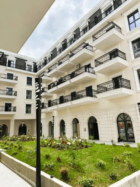 Tirane, shitet apartament 1+1+Aneks+Ballkon Kati 3, 94 m² 149.000 € 