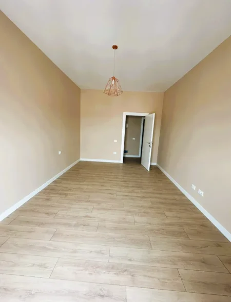 Tirane, shitet apartament 1+1+Aneks+Ballkon Kati 3, 94 m² 149.000 € 
