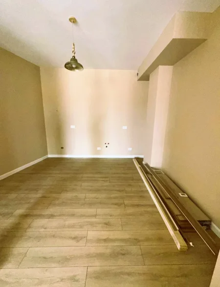 Tirane, shitet apartament 1+1+Aneks+Ballkon Kati 3, 94 m² 149.000 € 