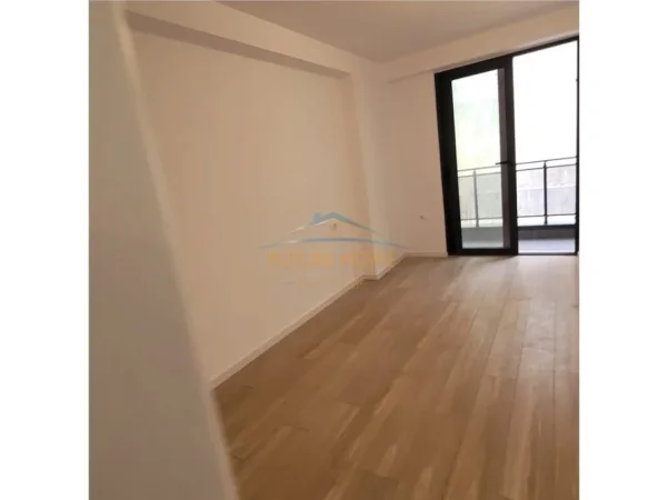 Shitet, Apartament 1+1, Sarande. 0696069906