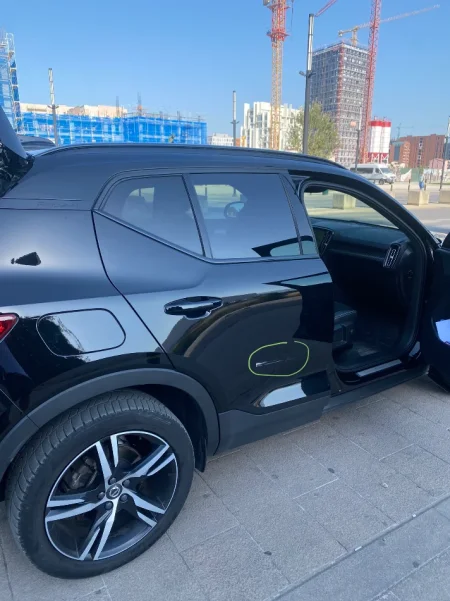 shitet Volvo XC40 R-Design 4x4, viti 2021