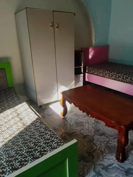 Tirane, jepet me qera apartament Studio Kati 1, 30 m² 250 € (Pallati me Shigjeta)