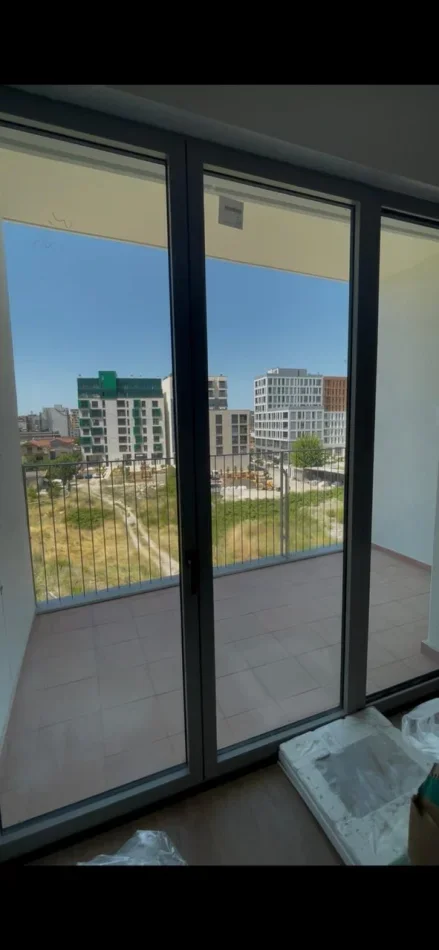 Tirane, shitet apartament 1+1 Kati 3, 180.960 € (Rezidenca Park Avenue)