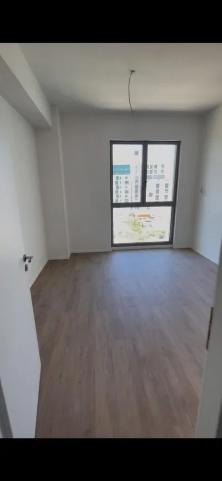 Tirane, shitet apartament 1+1 Kati 3, 180.960 € (Rezidenca Park Avenue)