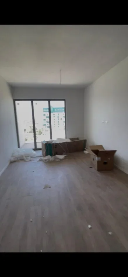 Tirane, shitet apartament 1+1 Kati 3, 180.960 € (Rezidenca Park Avenue)