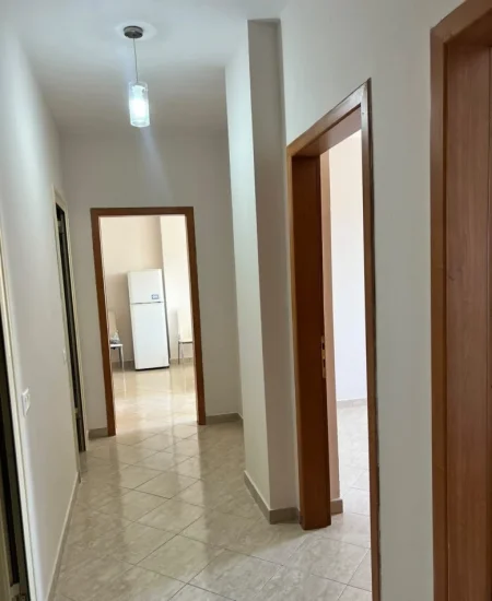 Tirane, jepet me qera apartament 2+1 Kati 6, 86 m² 450 € (Ish Tregu Elektrik)