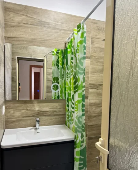 Tirane, jepet me qera apartament 2+1 Kati 6, 86 m² 450 € (Ish Tregu Elektrik)