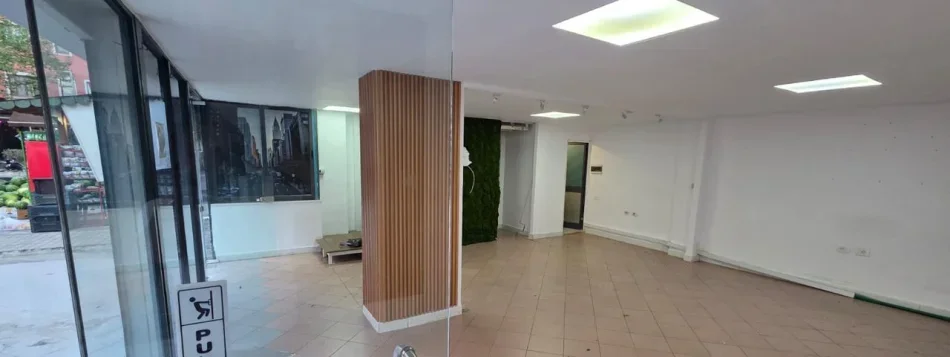 Tirane, jepet me qera apartament 2+1 Kati 1, 100 m² 800 € (21 Dhjetori)