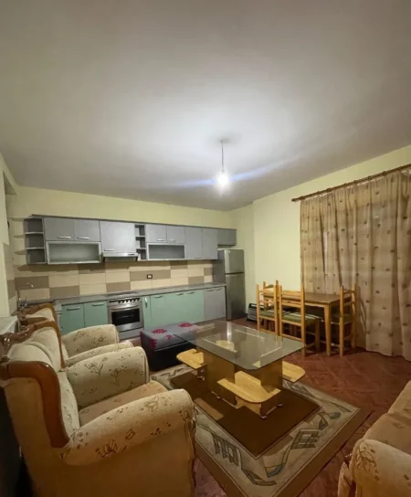 Tirane, jepet me qera apartament 2+1 Kati 2, 110 m² 450 € (Rruga 5 Maji)