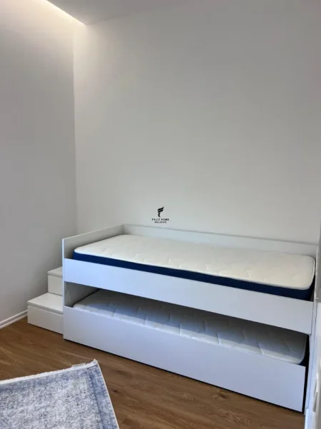 Tirane, jepet me qera apartament 2+1 Kati 2, 75 m² 750 € (RRUGA E DURRESIT)
