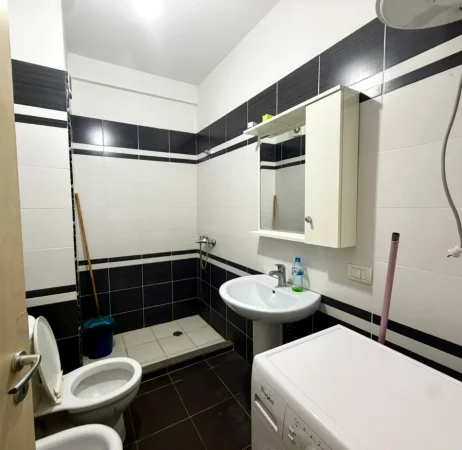 Tirane, jap me qera apartament 2+1 Kati 6, 107 m² 500 € (Bulevardi Migjeni, Astir)