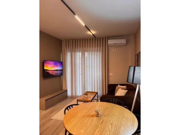 Tirane, shes apartament 1+1 Kati 1, 66 m² 175.000 € (Radhime)