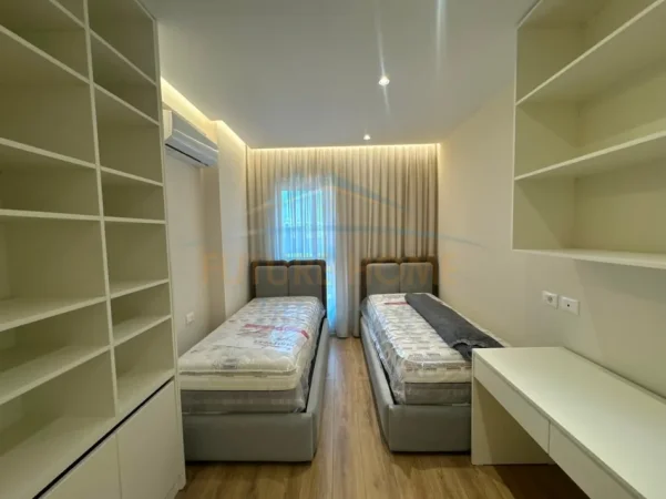 Tirane, jepet me qera apartament 2+1 Kati 7, 123 m² (Bulevardi i RI) 80.000 EURO
