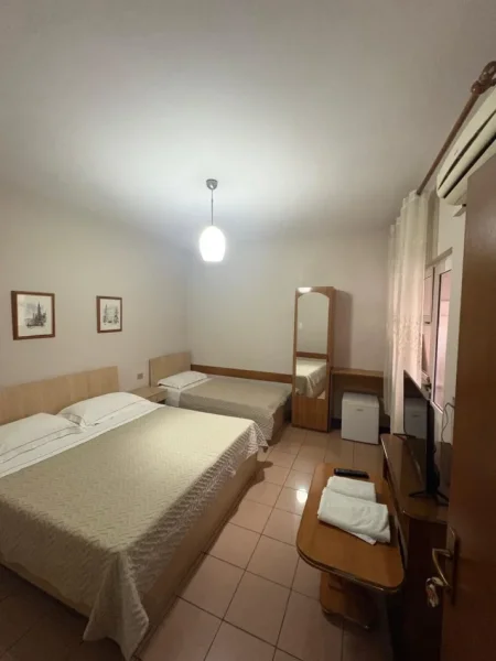 Tirane, jepet me qera apartament 2+1 Kati 2, 60 m² 400 € (Selvia)