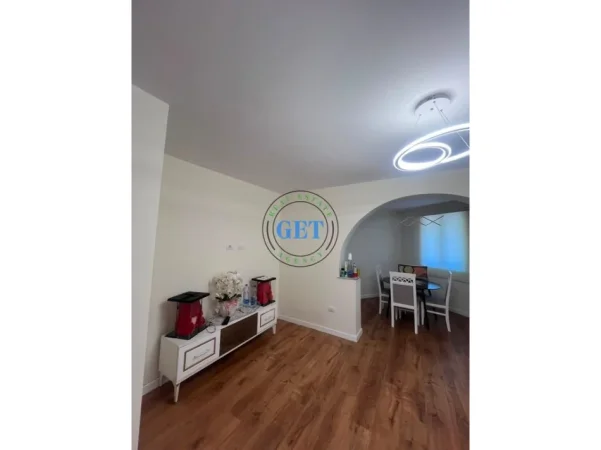 Durres, shitet apartament 2+1 Kati 1, 85 m² 120.000 € (Vala Park)