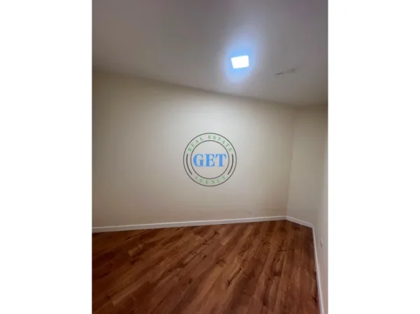 Durres, shitet apartament 2+1 Kati 1, 85 m² 120.000 € (Vala Park)