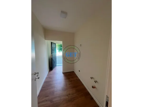 Durres, shitet apartament 2+1 Kati 1, 85 m² 120.000 € (Vala Park)