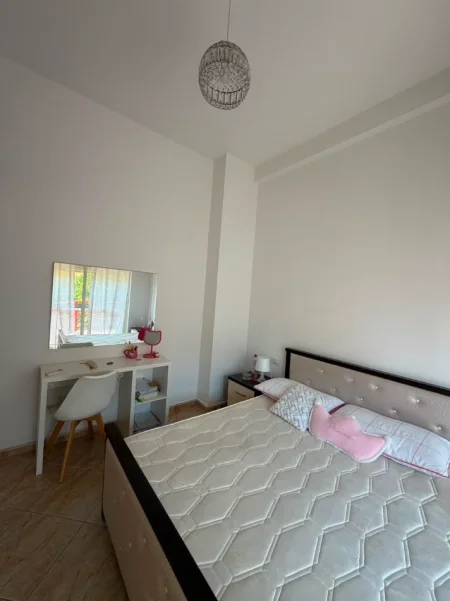 Tirane, jepet me qera apartament 3+1 Kati 2, 117 m² 900 € (Don Bosko ,Kompleksi Vizion+)