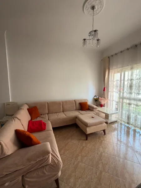 Tirane, jepet me qera apartament 3+1 Kati 2, 117 m² 900 € (Don Bosko ,Kompleksi Vizion+)