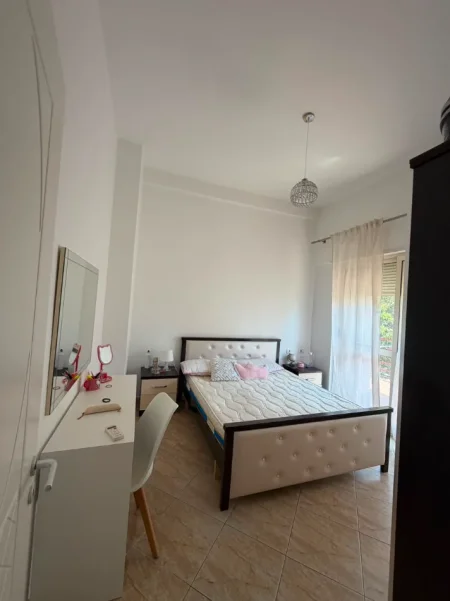 Tirane, jepet me qera apartament 3+1 Kati 2, 117 m² 900 € (Don Bosko ,Kompleksi Vizion+)