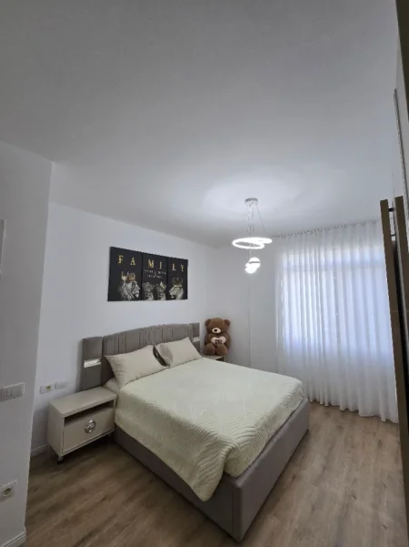 Tirane, jepet me qera apartament 1+1+Ballkon Kati 3, 74 m² 450 € 