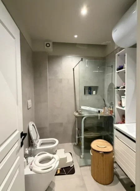 Tirane, shitet apartament 2+1 , 120 m² 420.000 € 