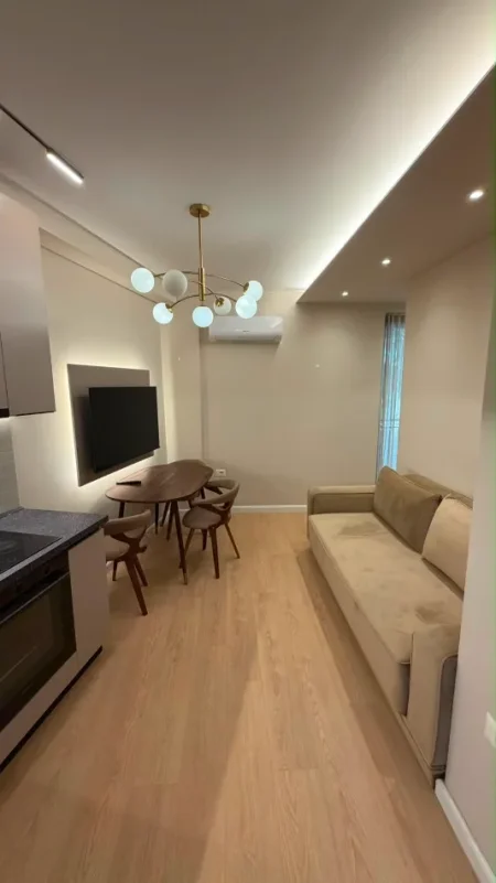 Tirane, jepet me qera apartament 1+1 Kati 2, 45 m² (Brryli)