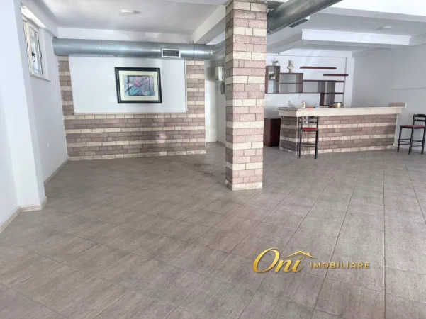 Tirane, jepet me qera dyqan Kati 0, 180 m² 1.300 € (JORDAN MISJA)