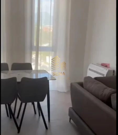 Tirane, jepet me qera apartament 1+1+Ballkon Kati 3, 80 m² 450 € (Laprake, Eagle Residence)